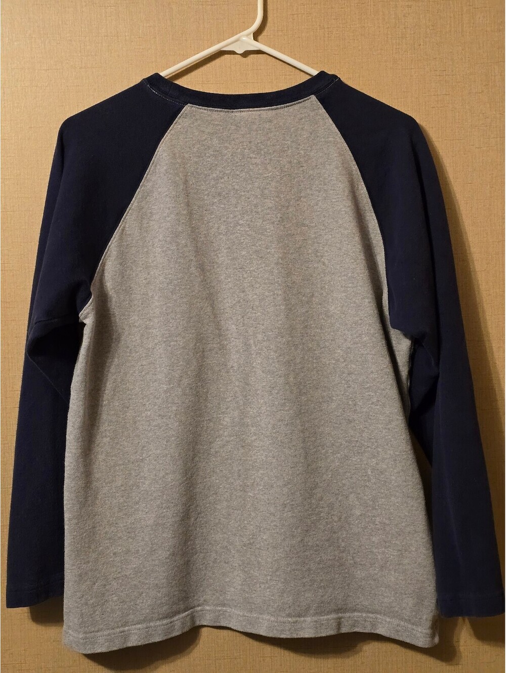 Vintage Walt Disney World Mickey Mouse Raglan Shirt Embroidered Y2K Gray Small - Picture 5 of 5
